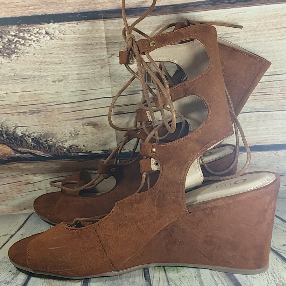 Olivia Ferguson Rust Suede Platform Sandals